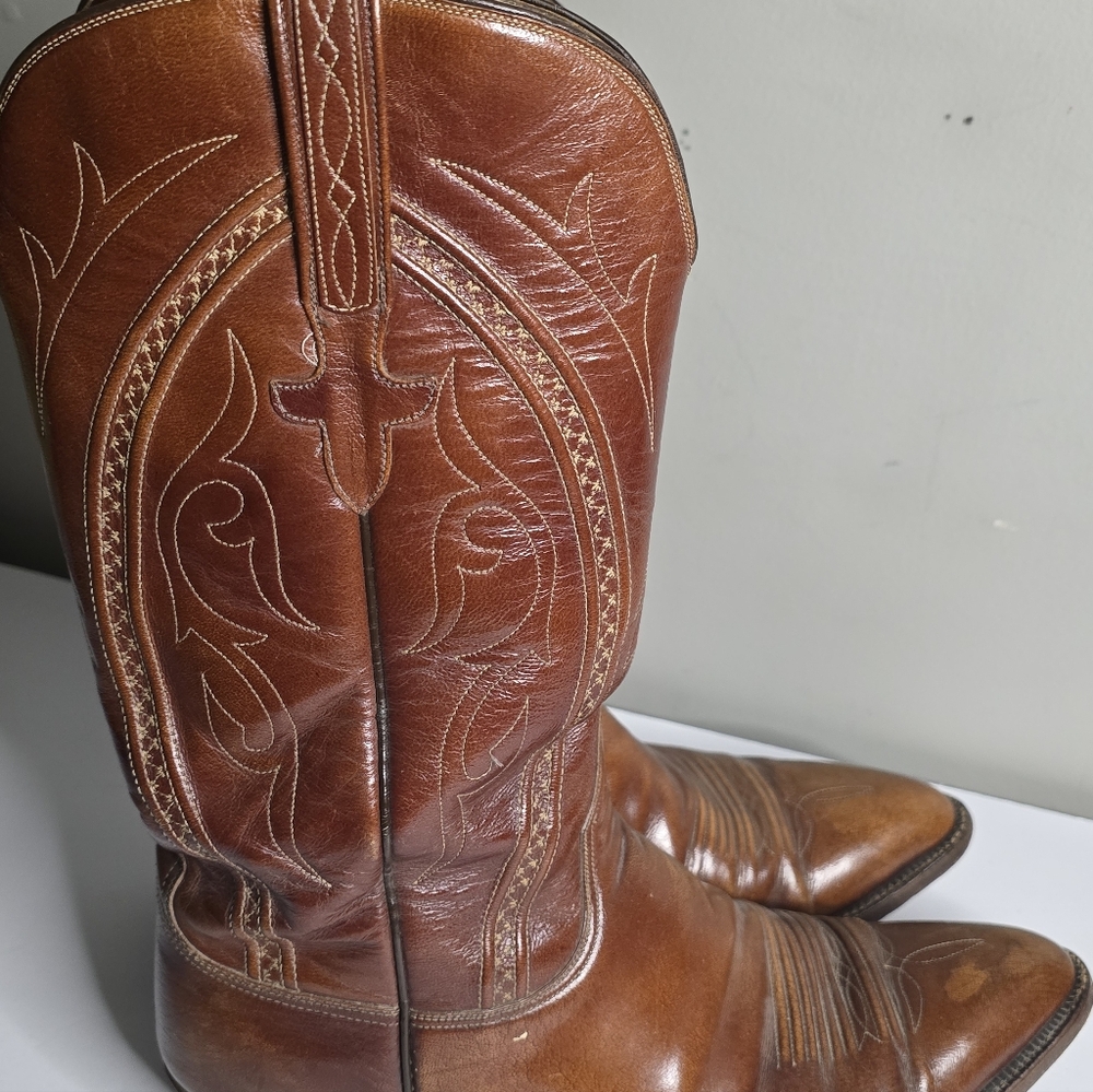 Lucchese Chestnut Brown Leather Western Cowboy Boots - Picture 3 of 15